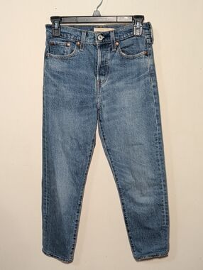Levi's Wedgie Straight Ankle Jeans Medium Wash Button Fly Mid-rise Women Size 25